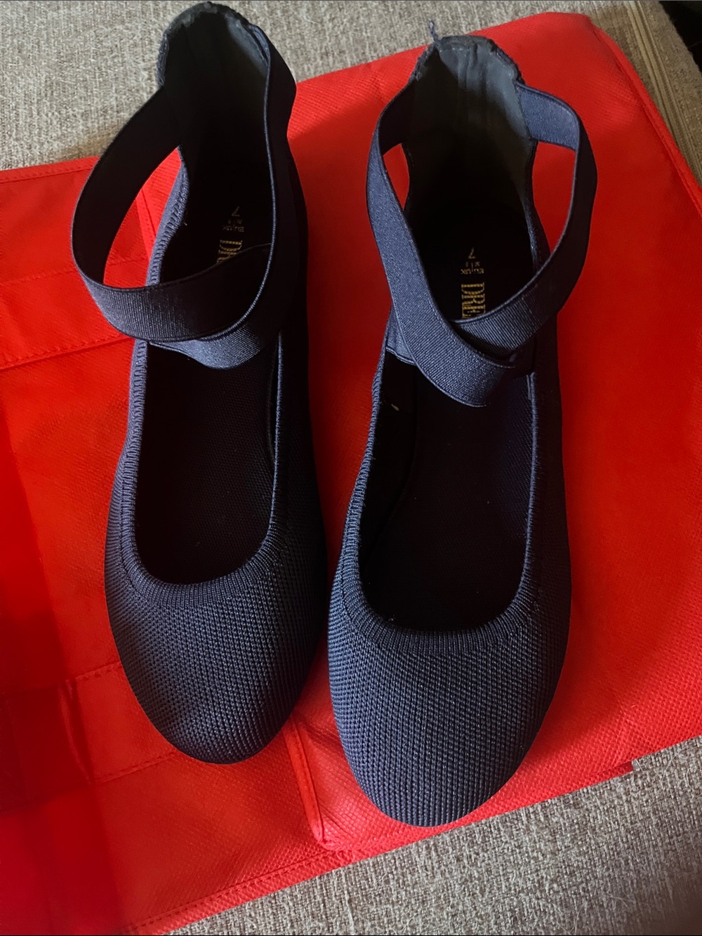 Dream Paris navy size 7 flat elastic